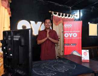 Lobi 2 OYO 598 Udan Mas Guesthouse& Gallery