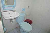 Toilet Kamar Nido Skyline Inn