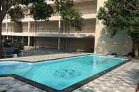 Kolam Renang A P Apartment