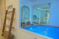 ห้องน้ำภายในห้อง Costa Village Pool Villa Pattaya