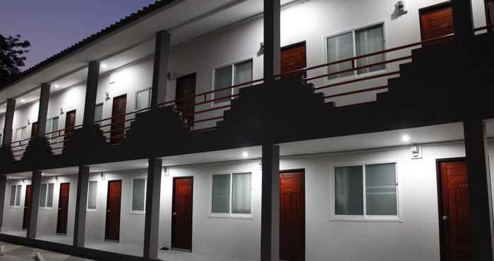 Luar Bangunan CT Residence Sriracha