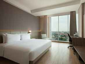 Kamar Tidur 4 Hotel Santika Radial Palembang