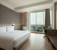 Bedroom 4 Hotel Santika Radial Palembang