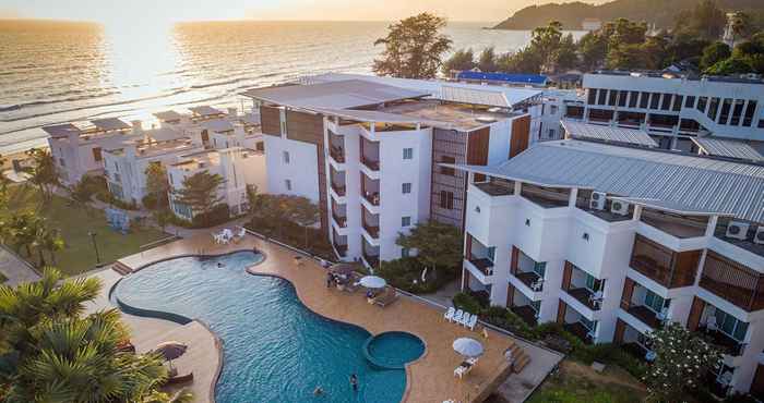 Luar Bangunan Saint Tropez Beach Resort Hotel