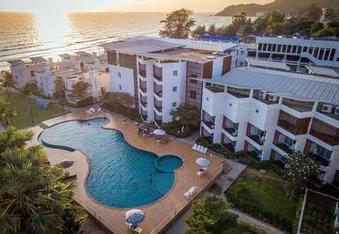 ภายนอกอาคาร Saint Tropez Beach Resort Hotel