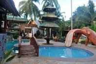 Kolam Renang Kalinga Beach Resort