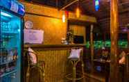 Bar, Kafe dan Lounge 7 CED Villas