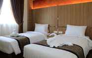 Bedroom 2 Amadeo Hotel Duri