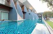 สระว่ายน้ำ 4 The Phu Beach Hotel
