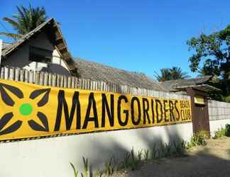 ภายนอกอาคาร 2 Mangoriders Beach Club