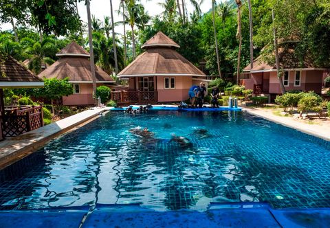 Swimming Pool Koh Tao Coral Grand Resort