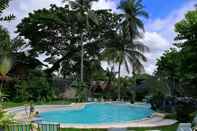 Kolam Renang Kokosnuss Garden Resort