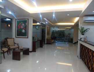 Lobi 2 Main Hotel and Suites