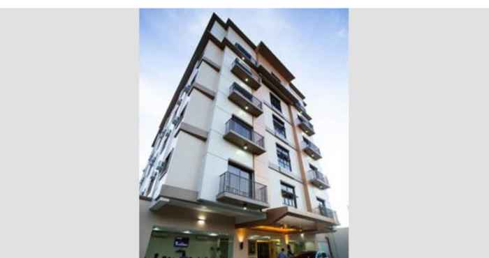 Luar Bangunan Main Hotel and Suites