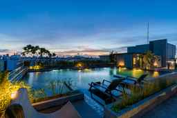 De Botan Hotel & Residence, Rp 703.001