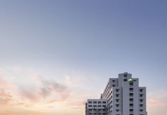 외관 5 At115 by Rompo Mansion