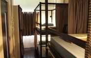 Kamar Tidur 6 Dhub Hostel