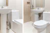 Toilet Kamar Vilus Place Bed & Breakfast