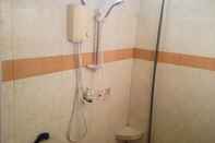 In-room Bathroom Mutiara Kost - Imam Bonjol Denpasar 