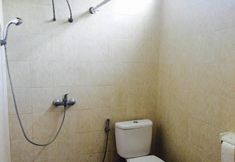 In-room Bathroom 5 Hotel Agung Biak
