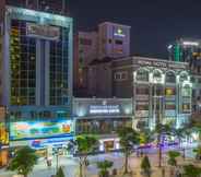 Exterior 2 Royal Hotel Saigon