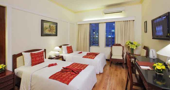 Kamar Tidur Royal Hotel Saigon