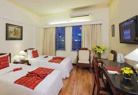 Bedroom Royal Hotel Saigon