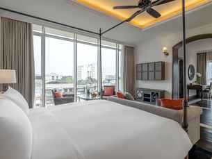 De Syloia Hotel, THB 2,478.72