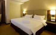 Bedroom 7 Lintas View Hotel