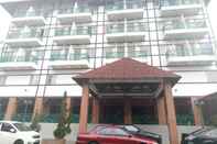 Bangunan Iris House Hotel