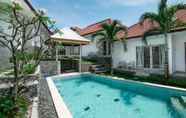 Kolam Renang 5 White Dove Villa