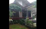 ภายนอกอาคาร 7 Homestay Ibnu K1A