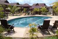 Swimming Pool Ulek Beach Resort