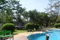 สระว่ายน้ำ Khaoyai Saitharn Resort