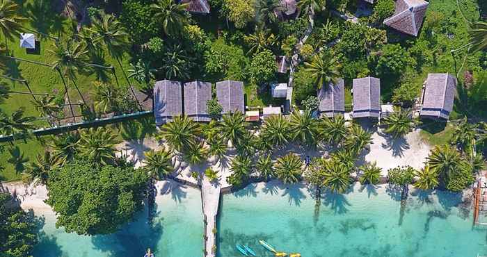 Kolam Renang Hof Gorei Beach Resort