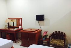 Bedroom 6 Hotel Basana Inn