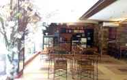 Bar, Cafe and Lounge 5 Hotel Palwa 