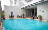 Swimming Pool 7 KHAS Semarang Hotel