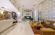 Lobby 2 KHAS Semarang Hotel