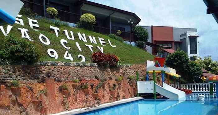 Bangunan D' Japanese Tunnel Family Resort and Restaurant