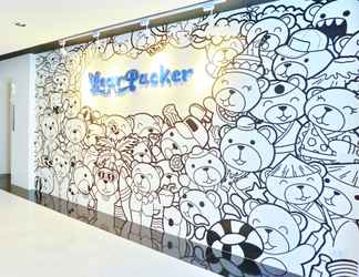 Lobi 2 BearPacker Patong Hostel