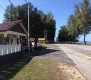 Nearby View and Attractions 3 Semarak Beach Inn