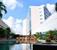 Swimming Pool 4 Centara Udon