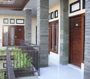 Lobby 6 Ratu Guest House 