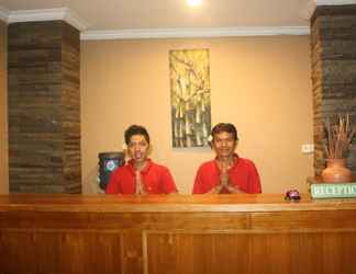 Lobby 2 Ratu Guest House 