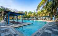 Swimming Pool 6 Le Belhamy Beach Resort & Spa, Hoi An