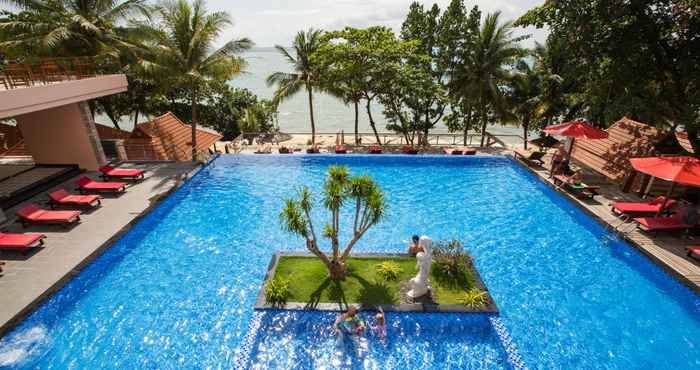 Swimming Pool Dusit Princess Moonrise Beach Resort