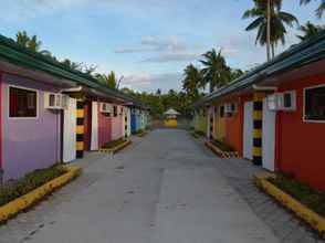 Exterior 4 Rainbow Romanz Garden Inn