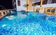 Swimming Pool 2 March Hotel