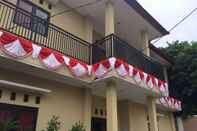 Exterior Private & Clean Room at Utan Kayu (KID)